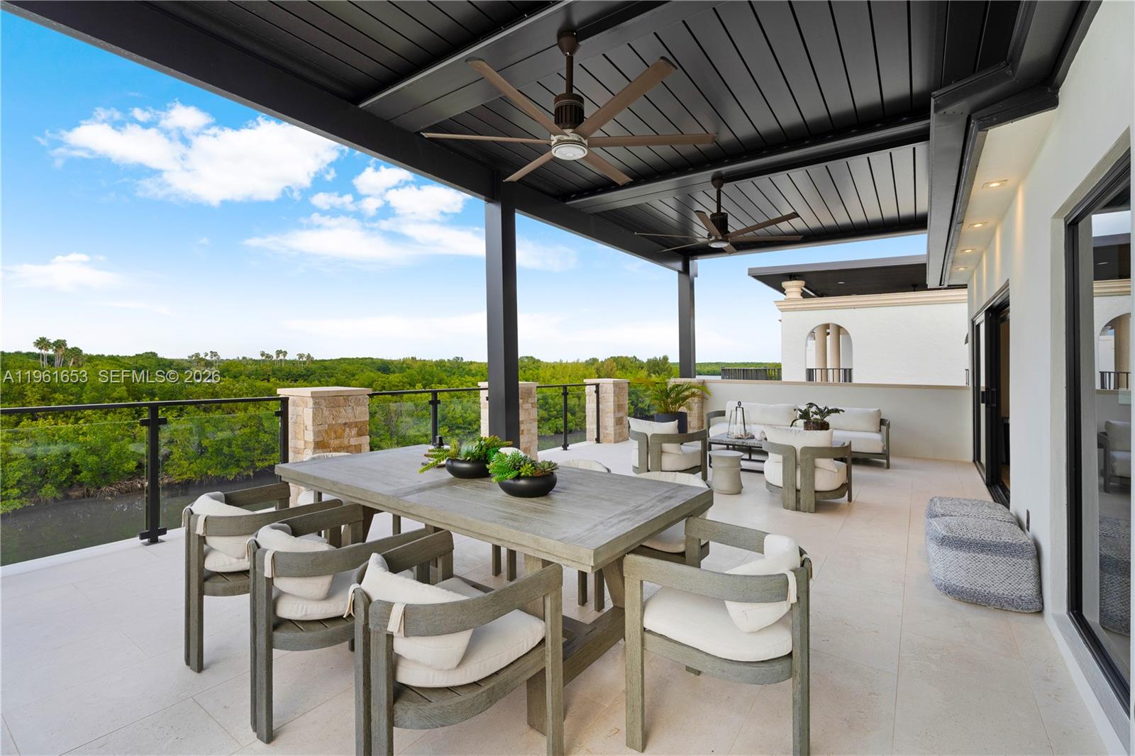 PARADISE POINT 1ST AMENDM - Residential