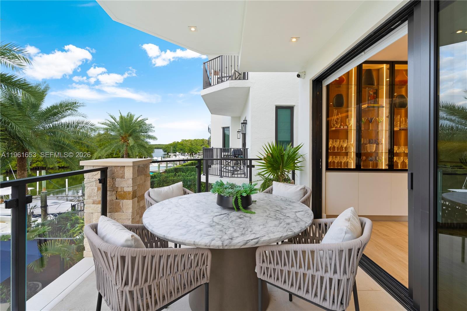 PARADISE POINT 1ST AMENDM - Residential