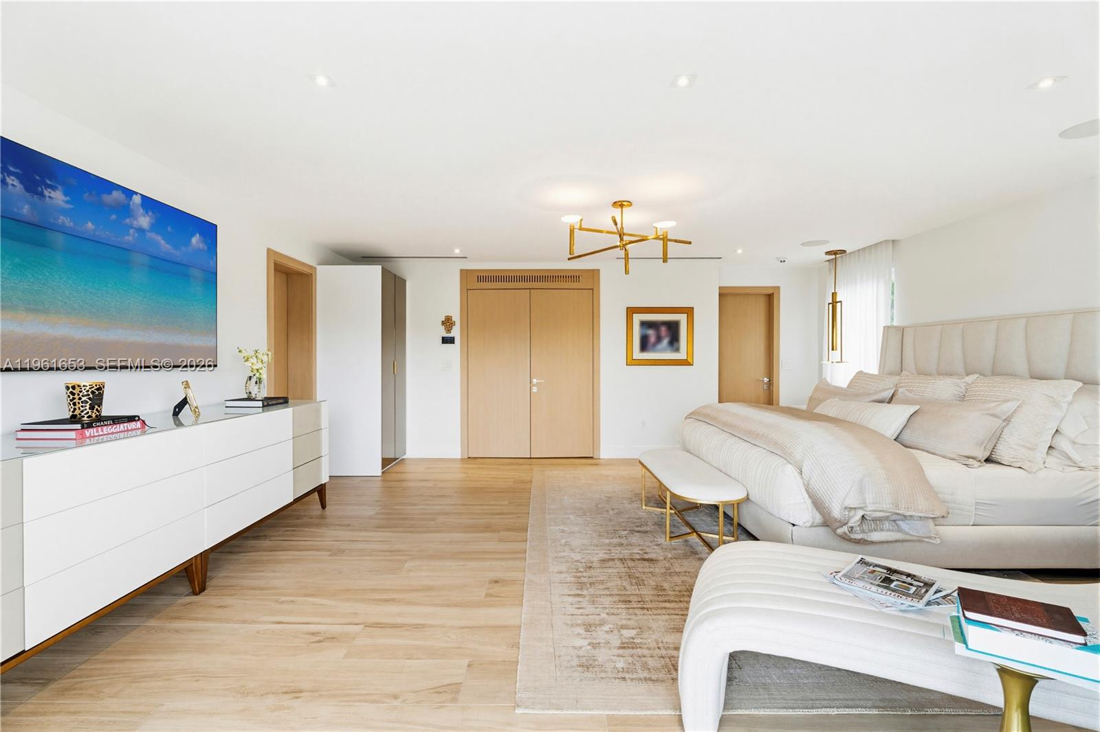 PARADISE POINT 1ST AMENDM - Residential