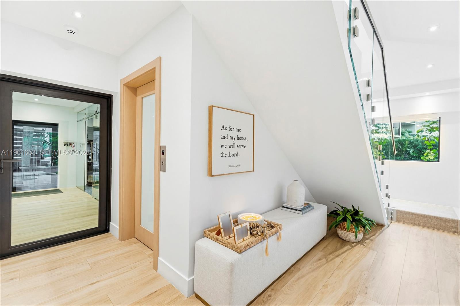 PARADISE POINT 1ST AMENDM - Residential