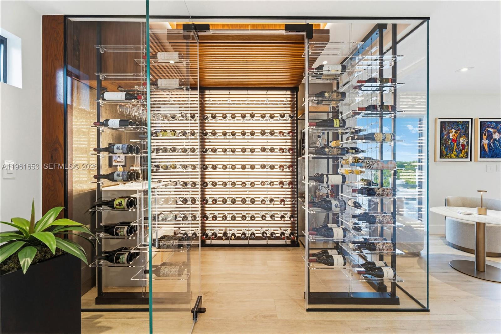 PARADISE POINT 1ST AMENDM - Residential