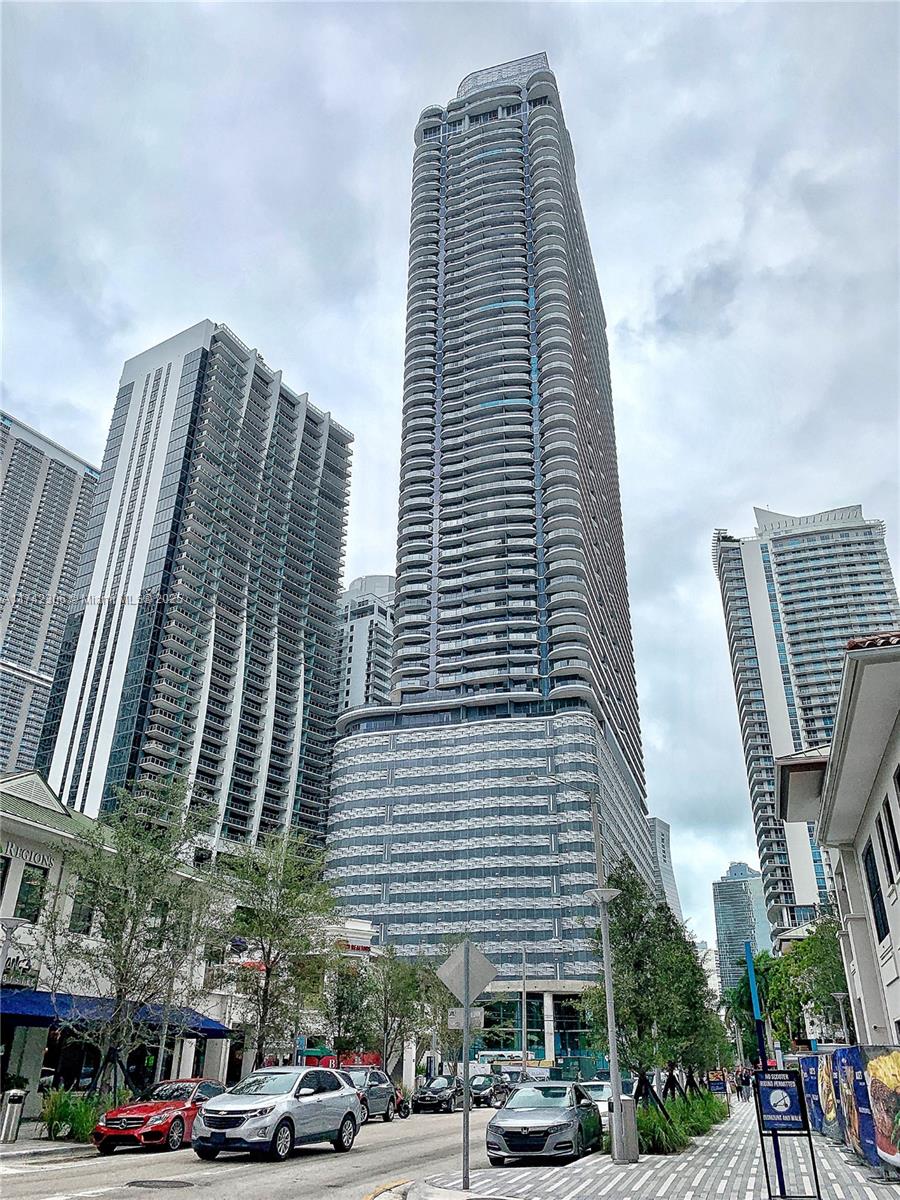 Rental Property at 1000 Brickell Plz 4804, Miami, Broward County, Florida - Bedrooms: 1 
Bathrooms: 1  - $4,650 MO.