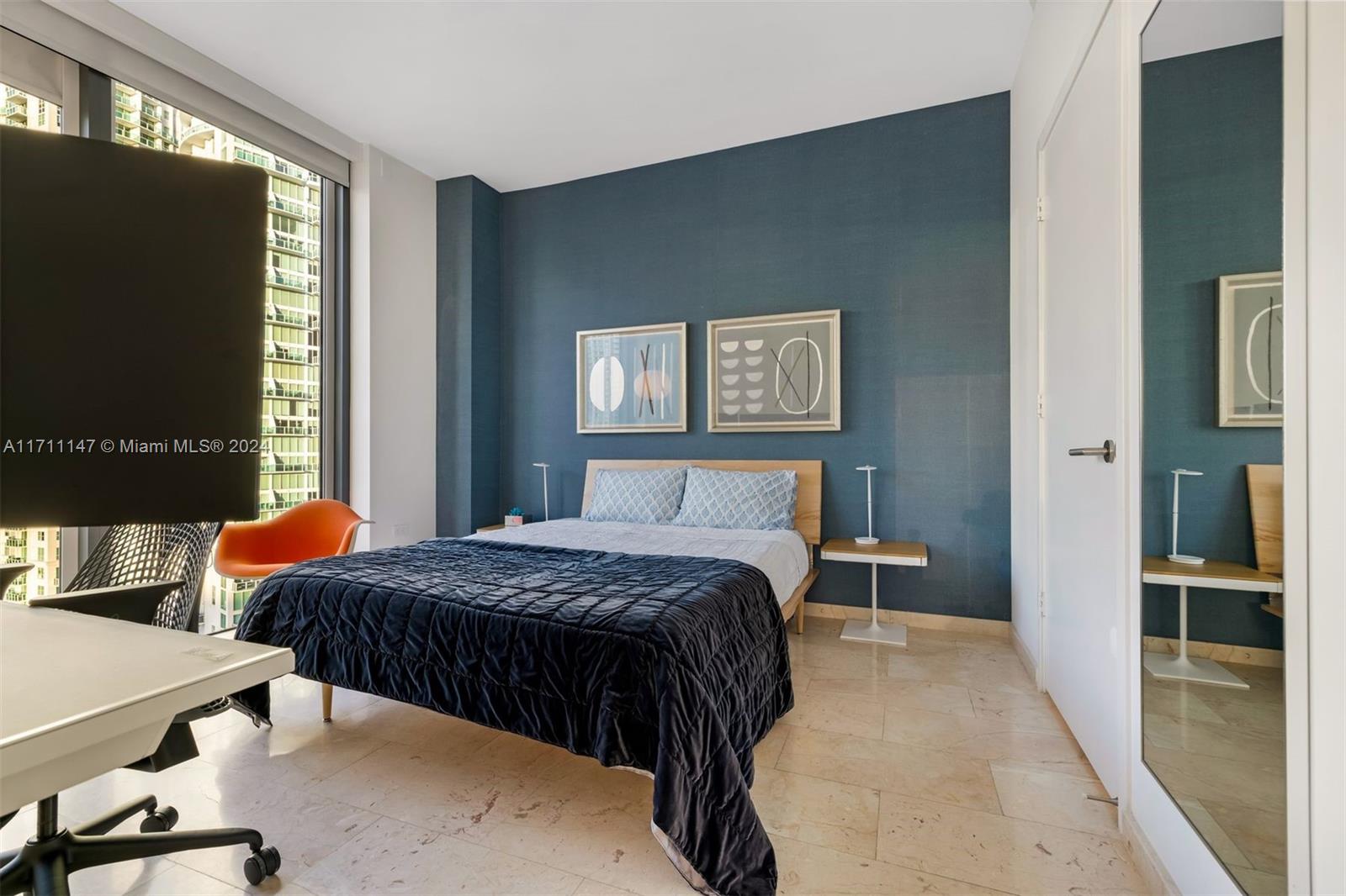 REACH CONDO - Residential