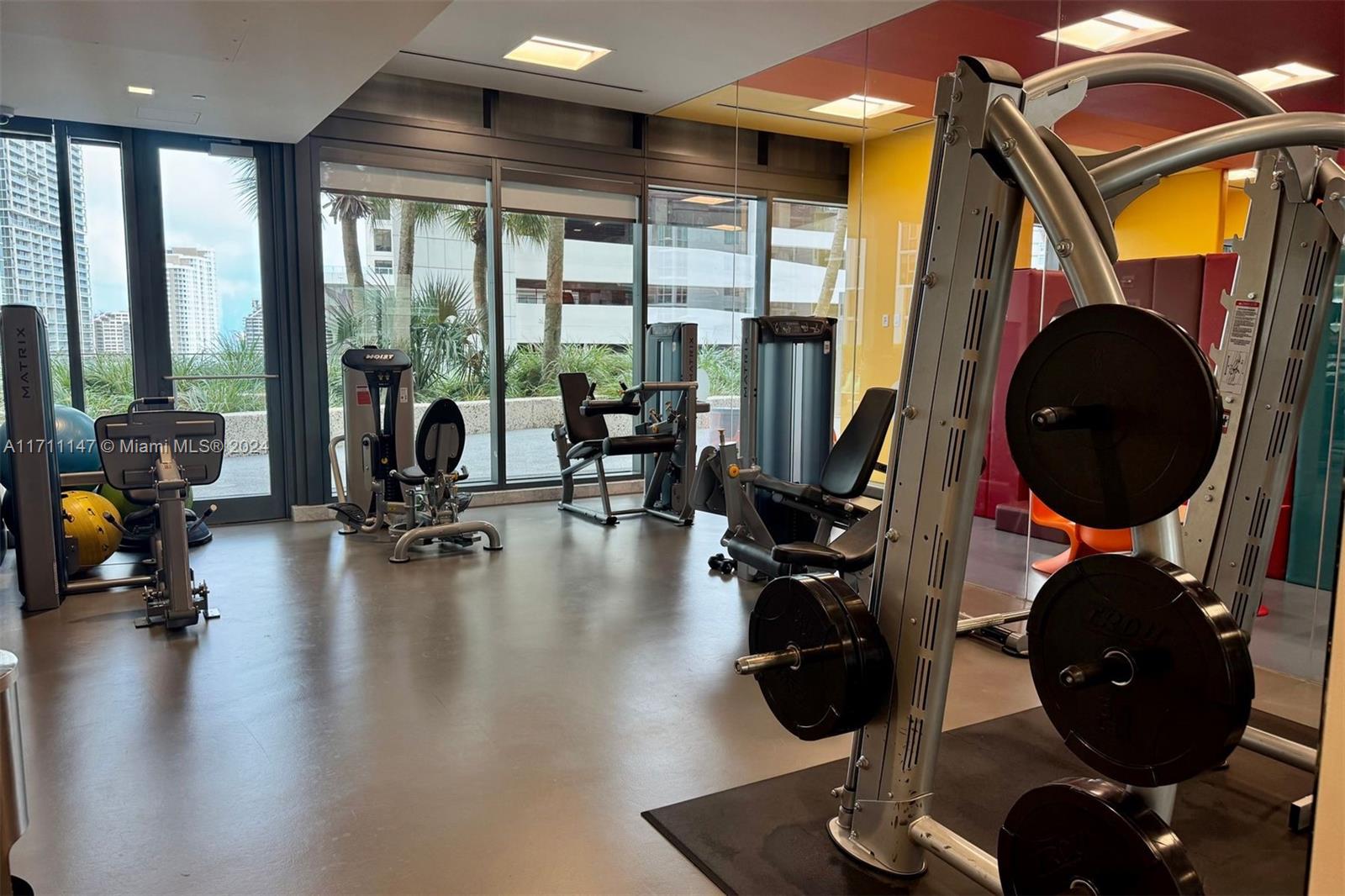 REACH CONDO - Residential