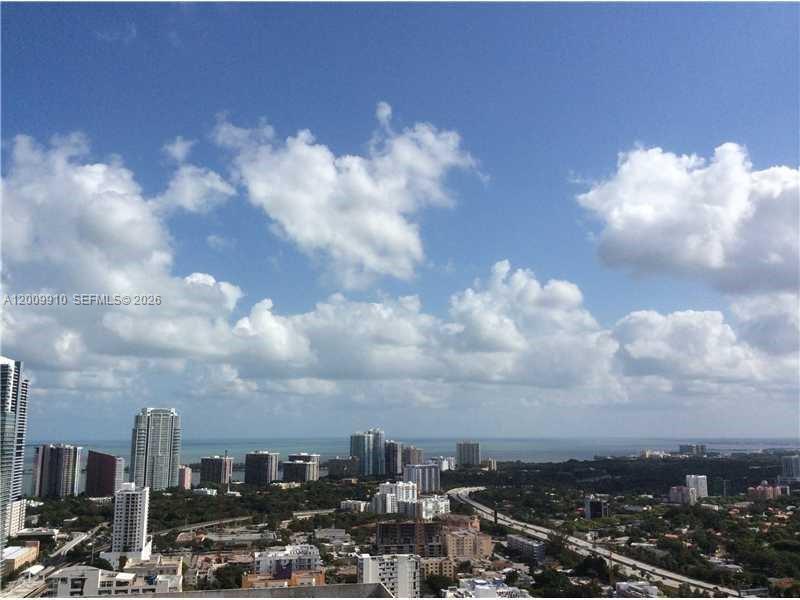185 SW 7th St 2509