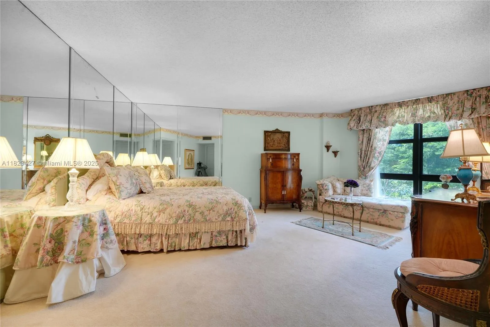 Key Biscayne, Florida 33149, United States, 2 Bedrooms Bedrooms, ,2 BathroomsBathrooms,Residential,Active,159480