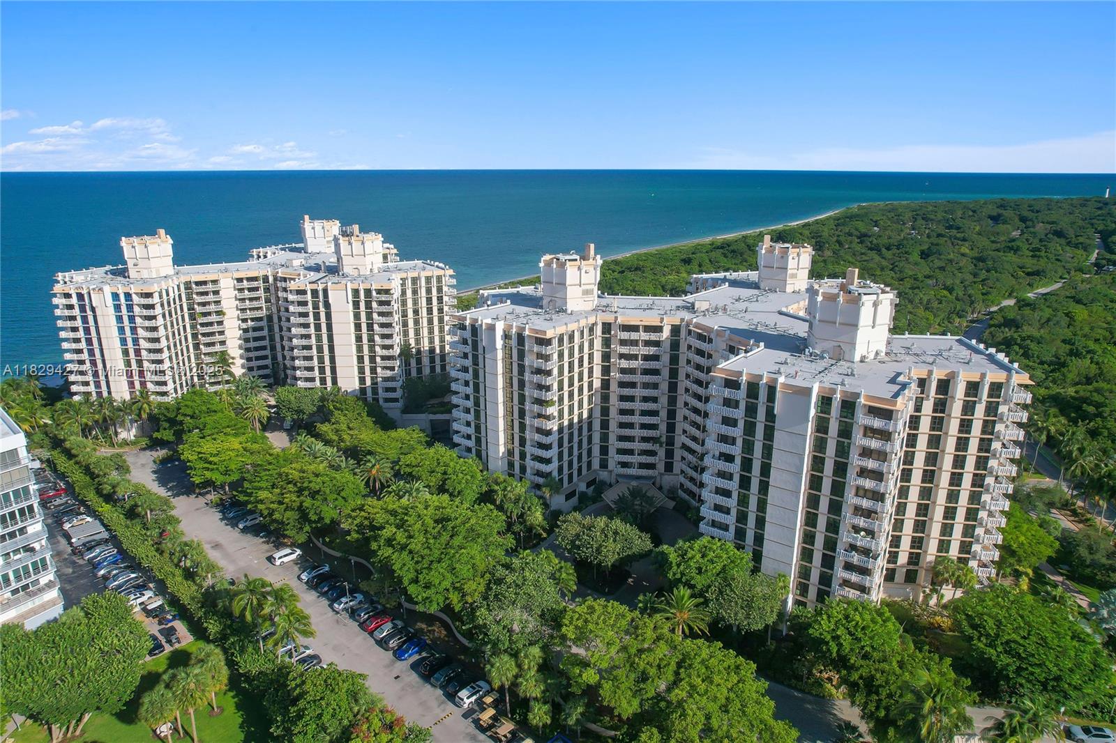1121 Crandon Blvd F201