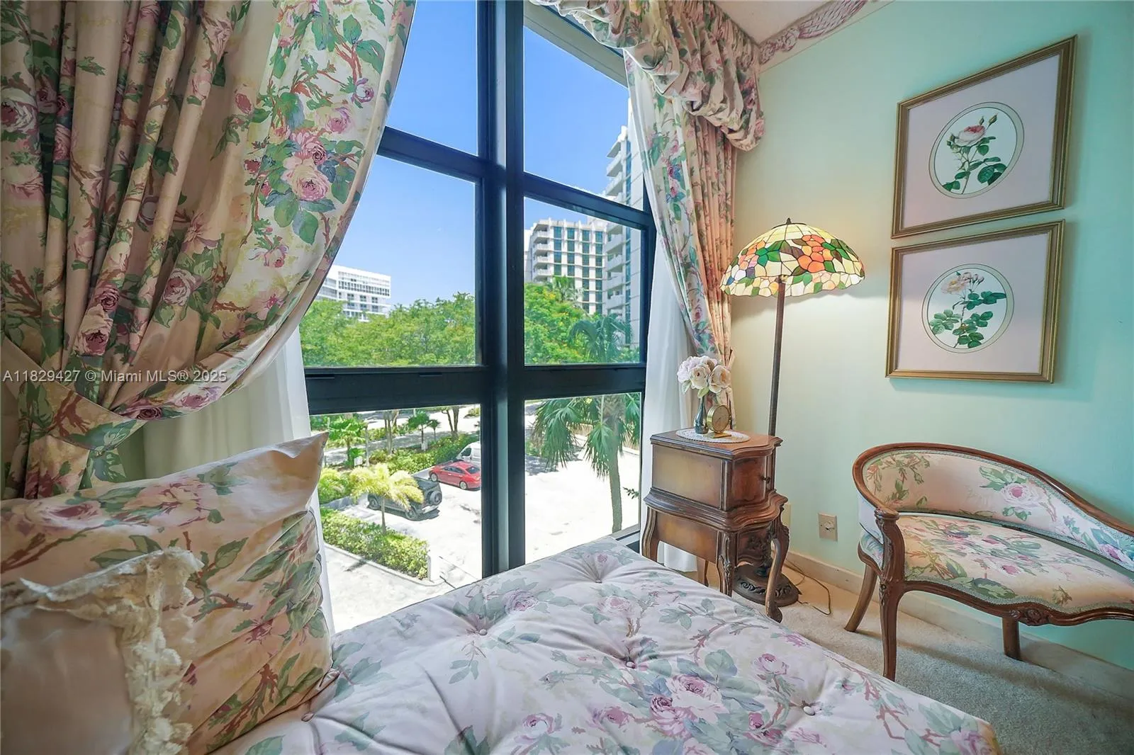 Key Biscayne, Florida 33149, United States, 2 Bedrooms Bedrooms, ,2 BathroomsBathrooms,Residential,Active,159480