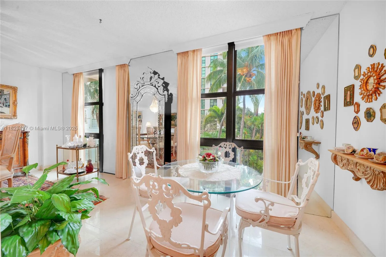 Key Biscayne, Florida 33149, United States, 2 Bedrooms Bedrooms, ,2 BathroomsBathrooms,Residential,Active,159480