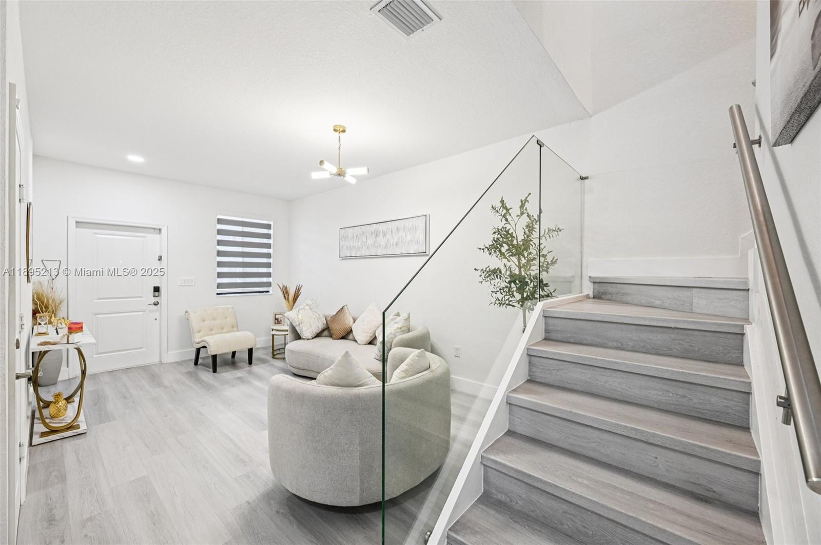 View photos, virtual tours, details... 28510 SW 134th Ave