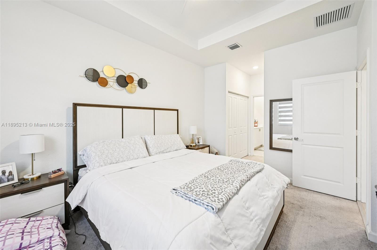 PINE ISLE - Residential
