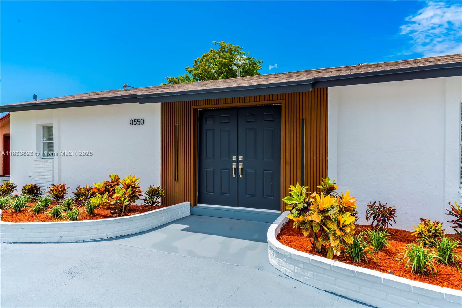 8550 NW 45th Ct