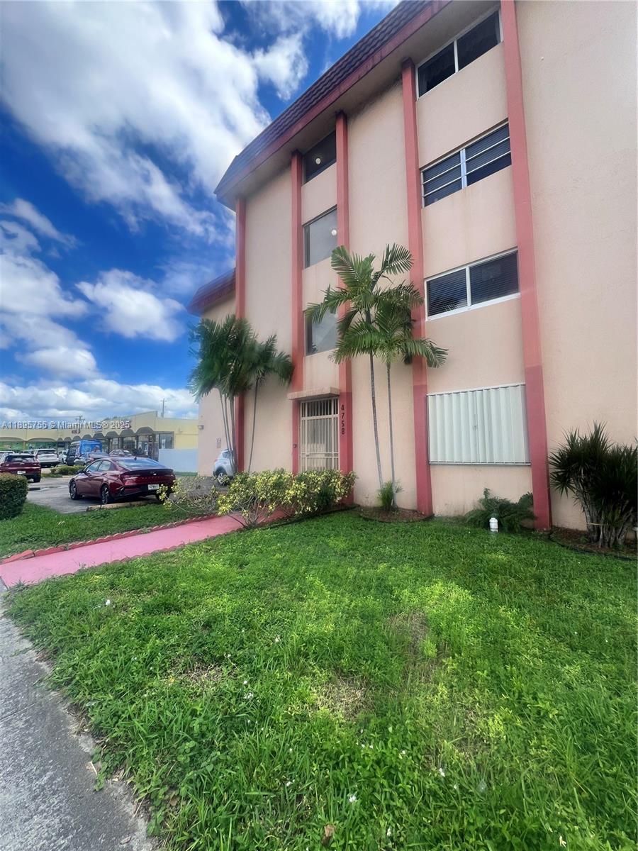 GARDEN VISTA CONDO - Residential Lease