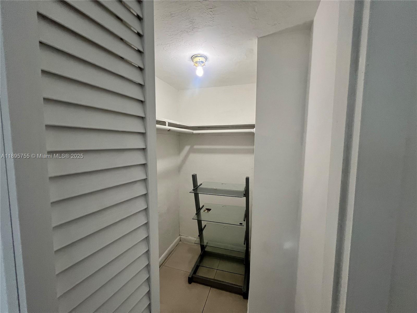 GARDEN VISTA CONDO - Residential Lease