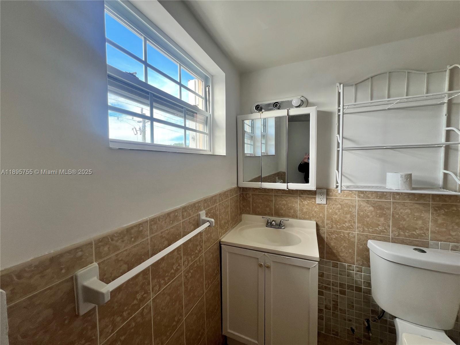GARDEN VISTA CONDO - Residential Lease