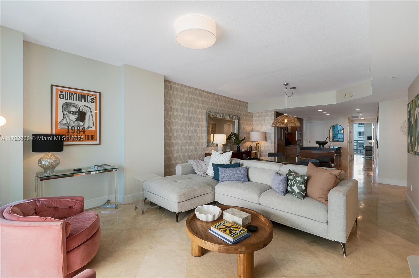 3801 Collins Ave 503