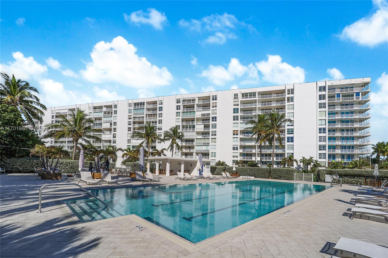 605 Ocean Dr 4L