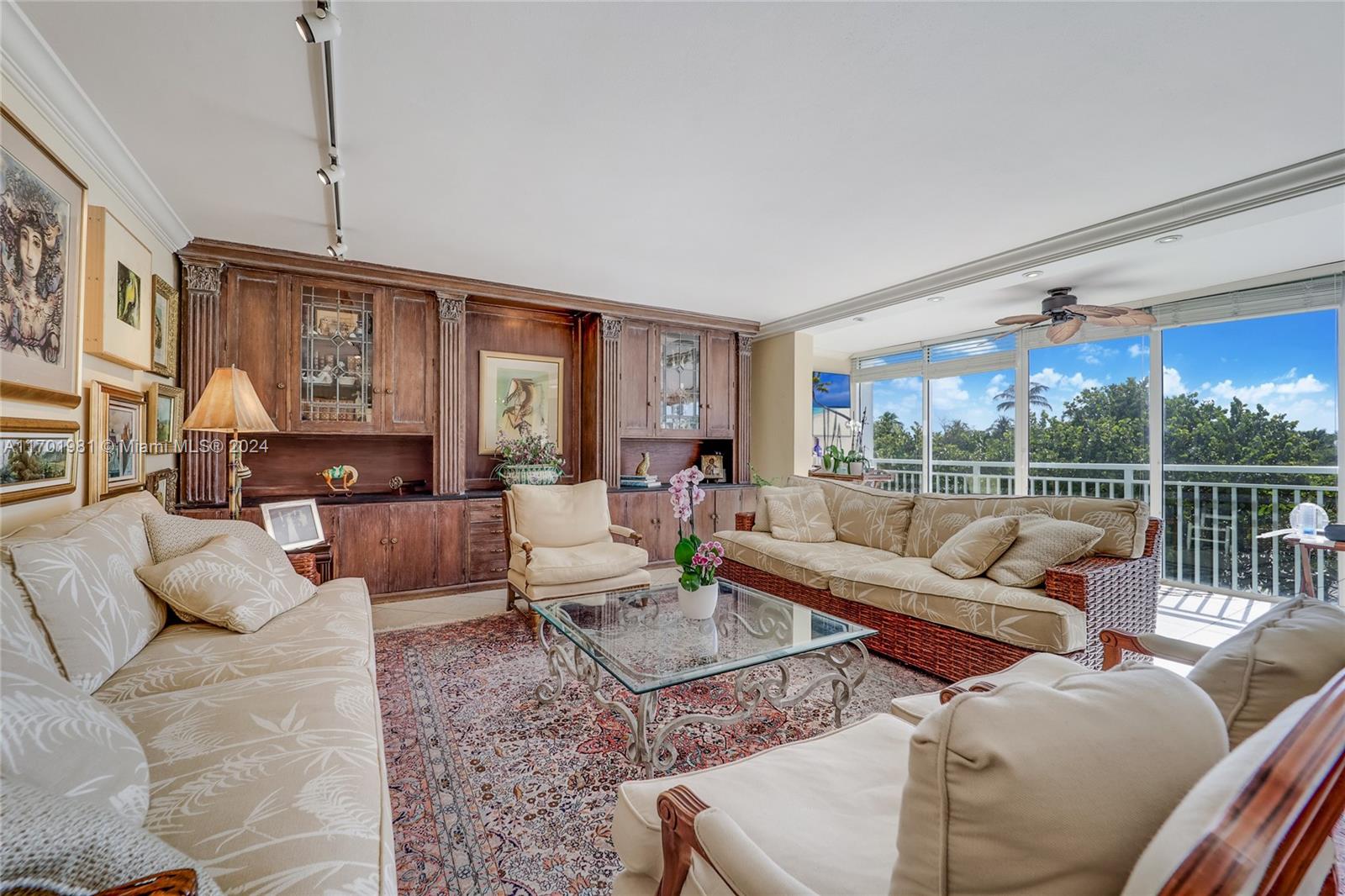 The Sands of Key Biscayne - Residential