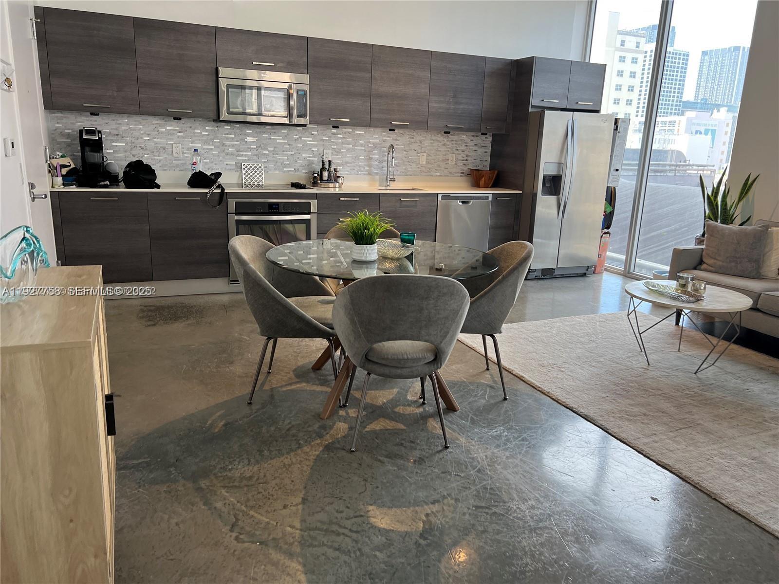 CENTRO CONDO - Residential