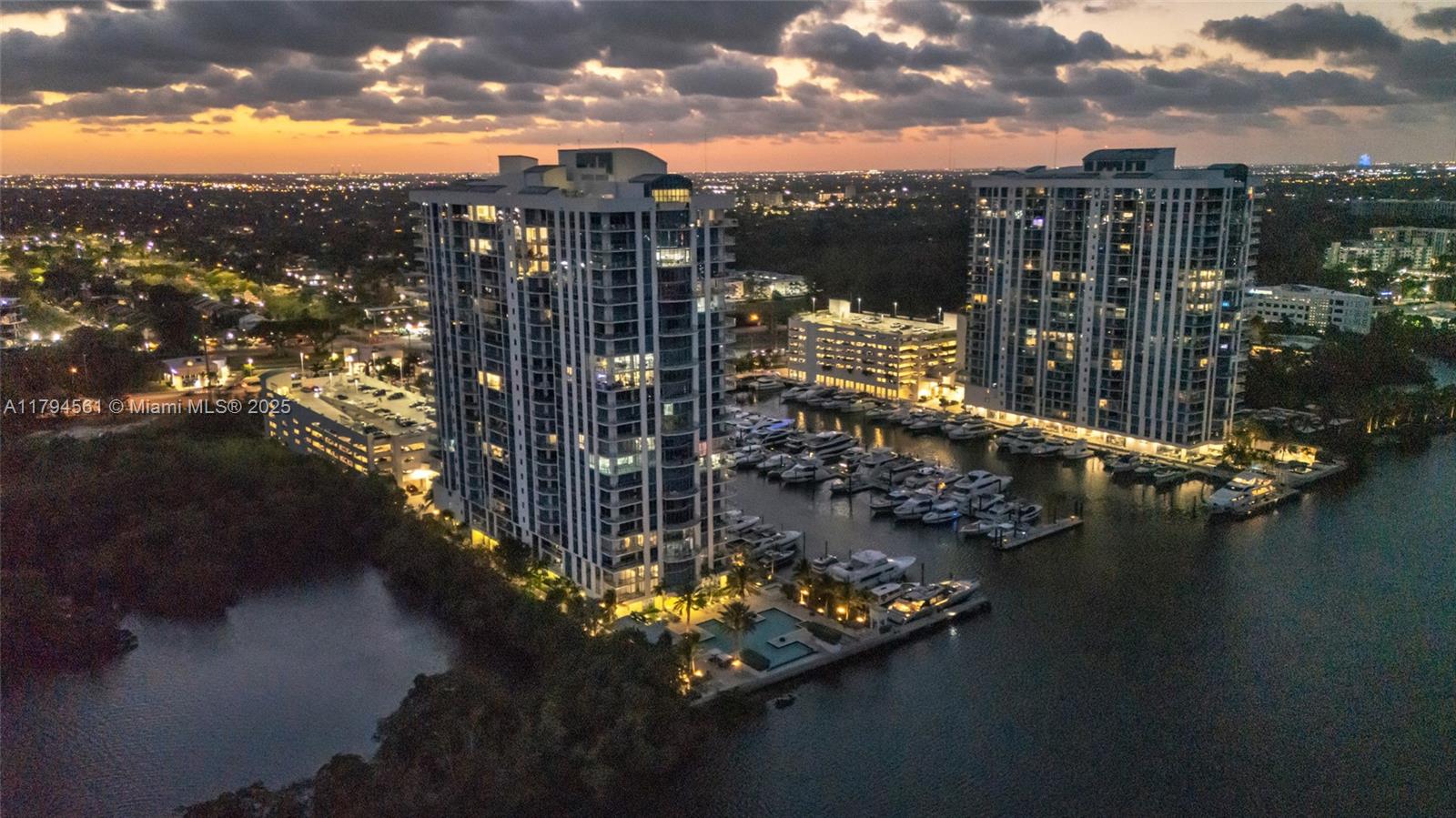 MARINA PALMS RESIDENCES S - Residential