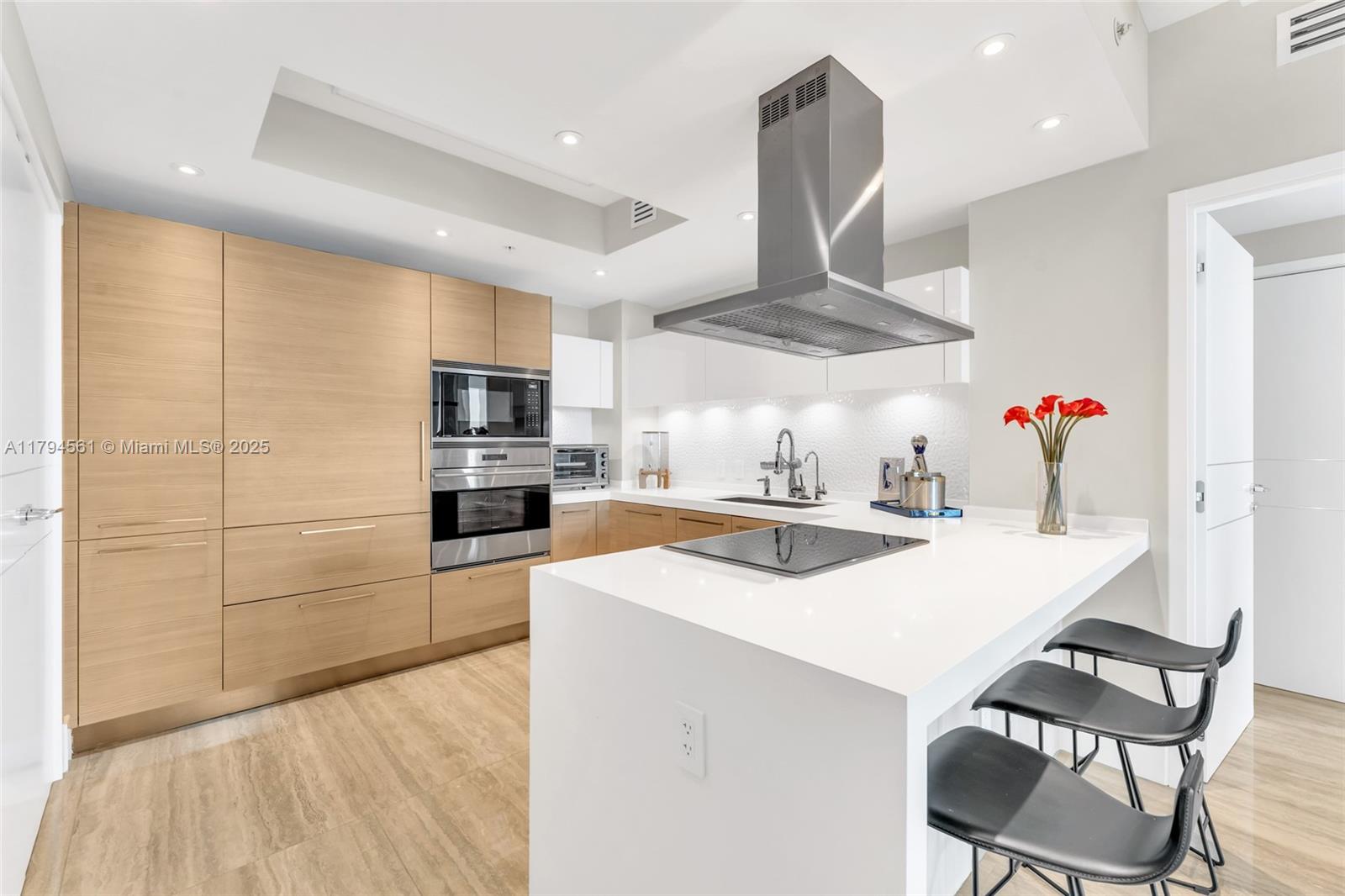 MARINA PALMS RESIDENCES S - Residential