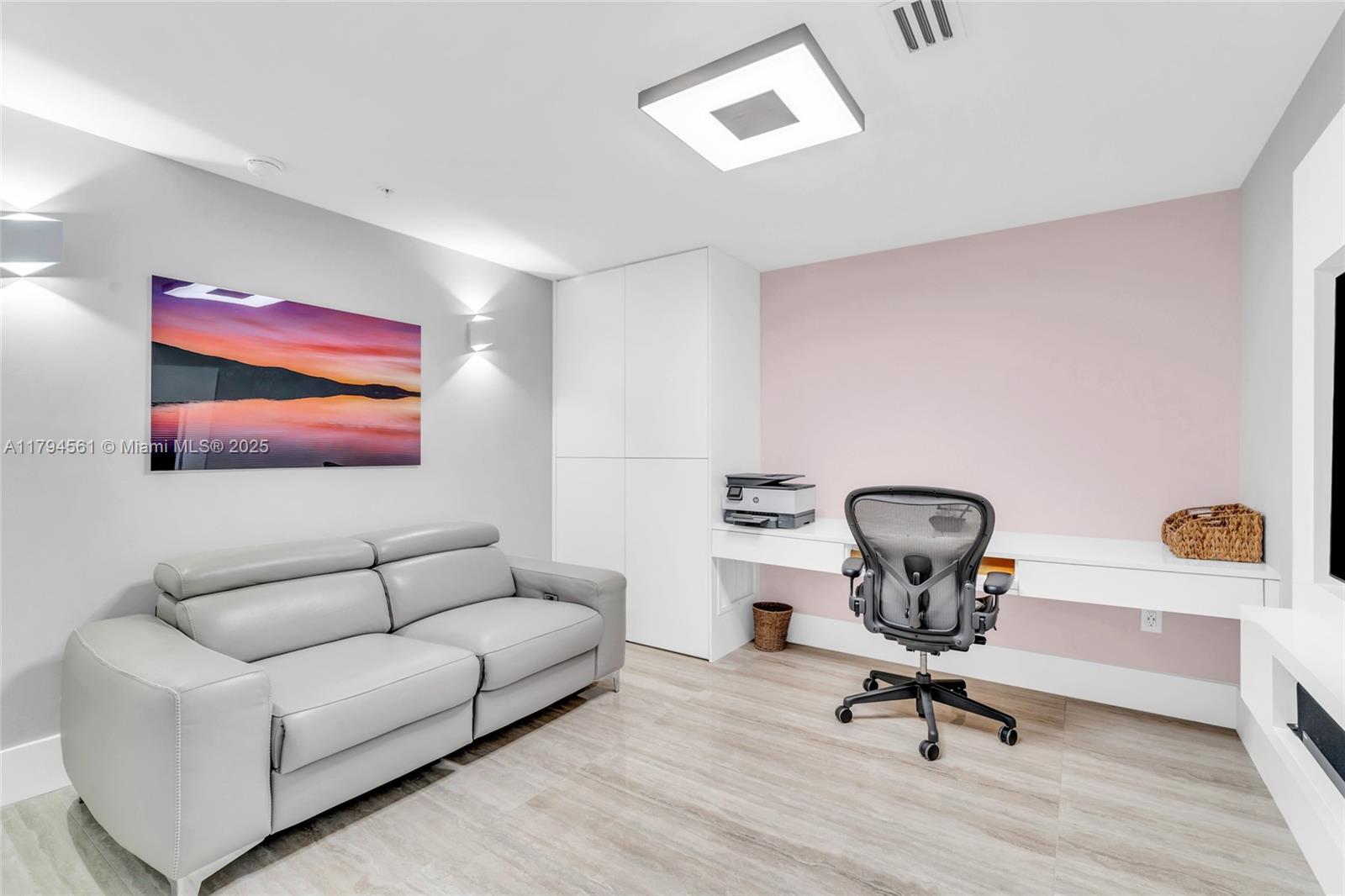 MARINA PALMS RESIDENCES S - Residential