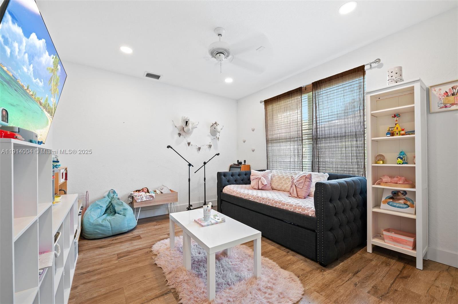 SECTOR 7 SOUTH - Residential