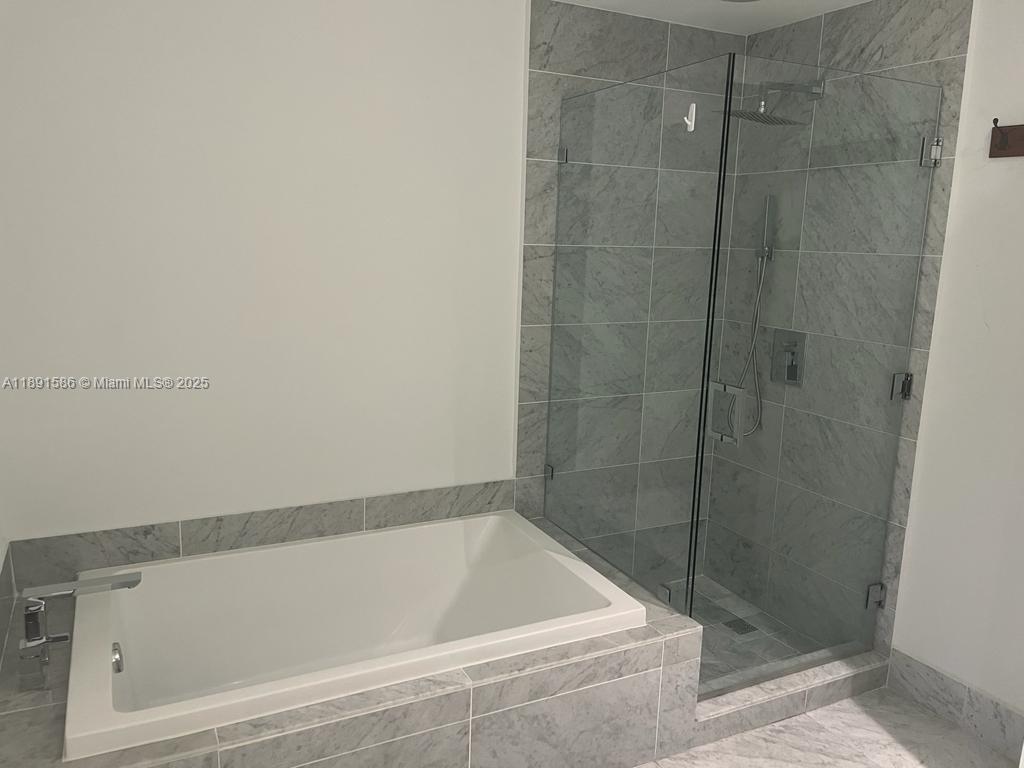 801 SMA RESIDENCES CONDO - Residential Lease