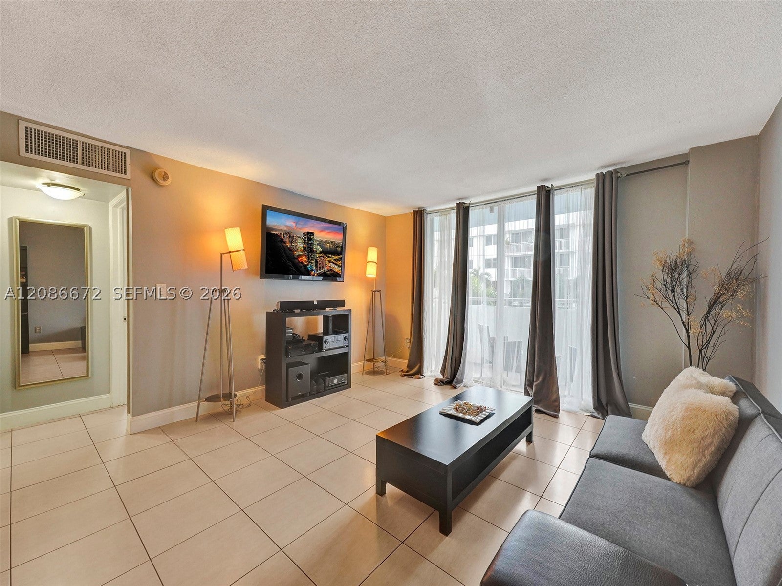 1658 Bay Rd 303