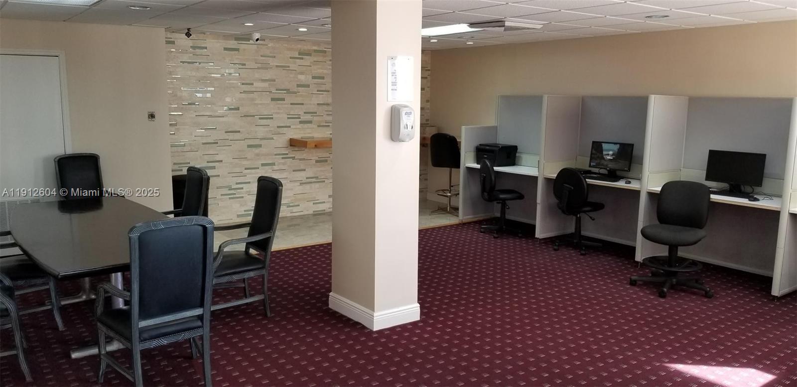 QUADOMAIN TOWER I AND IV - Residential Lease