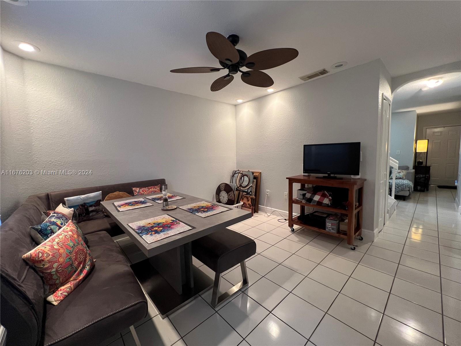P A AT WEST SUNSET - Residential