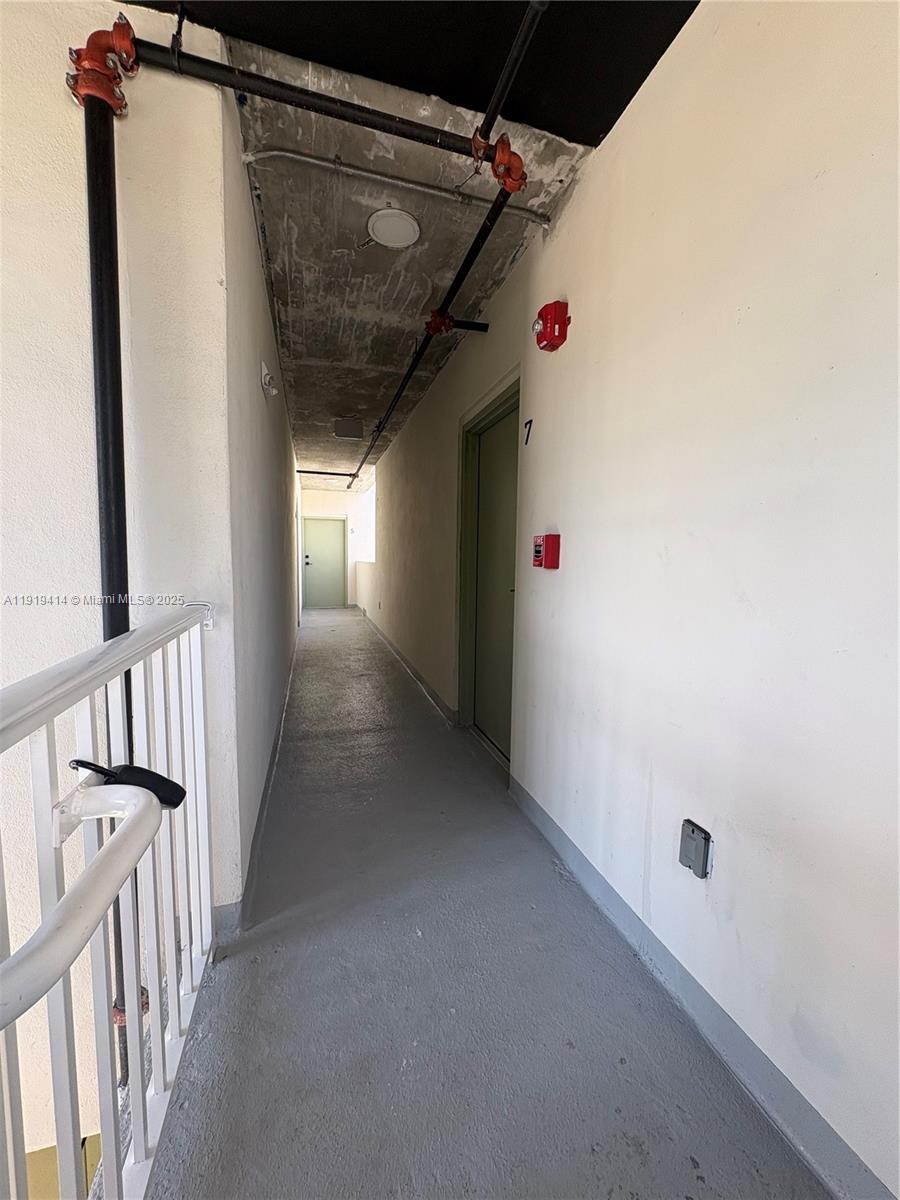 54 ST BUS CENTER SUB - Residential Lease