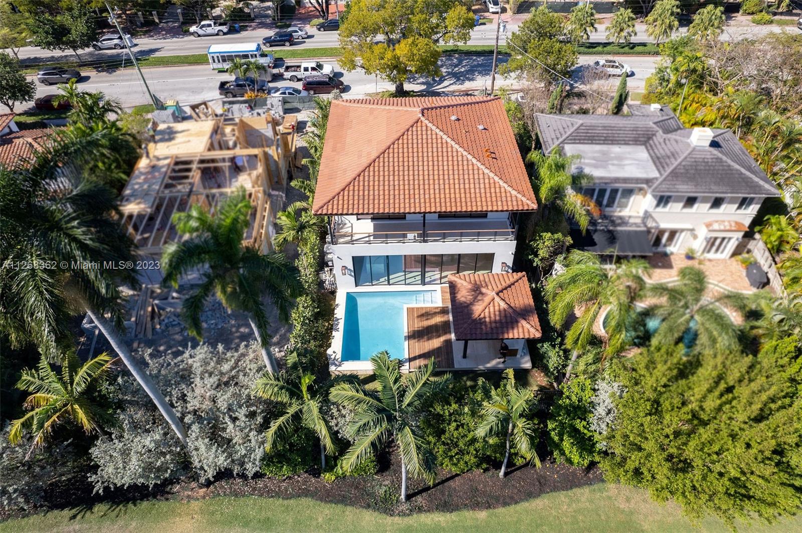 LA GORCE GOLF SUB - Residential