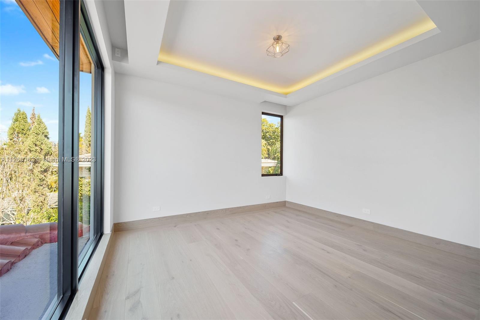 LA GORCE GOLF SUB - Residential