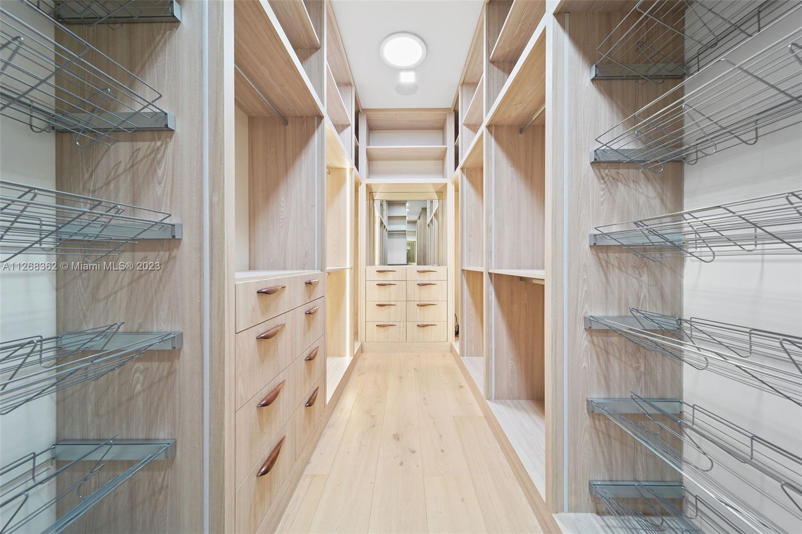 LA GORCE GOLF SUB - Residential