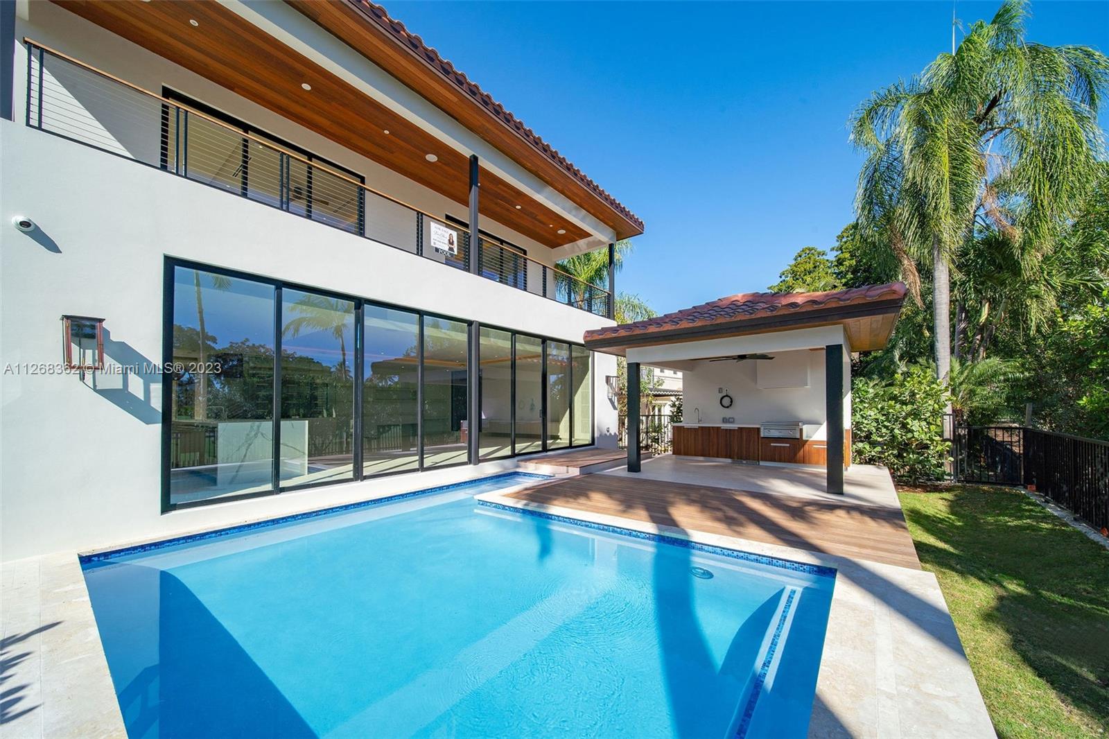 LA GORCE GOLF SUB - Residential