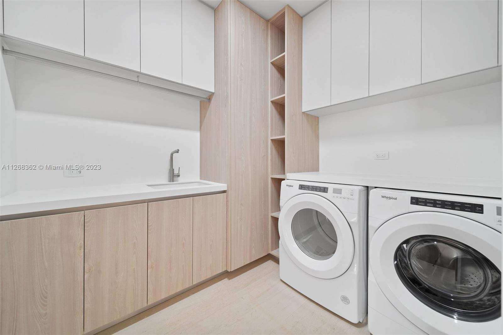 LA GORCE GOLF SUB - Residential