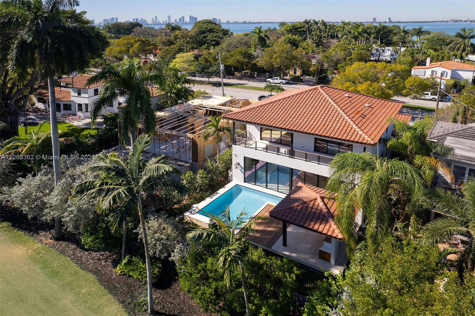 LA GORCE GOLF SUB - Residential