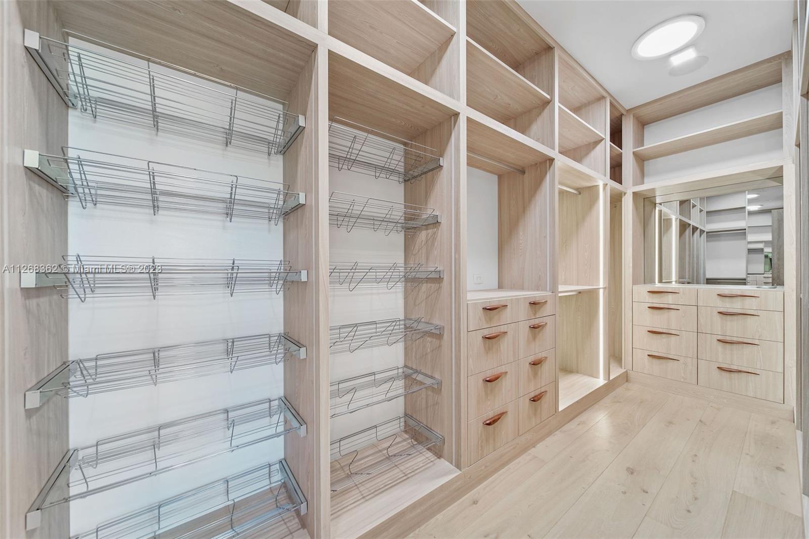 LA GORCE GOLF SUB - Residential