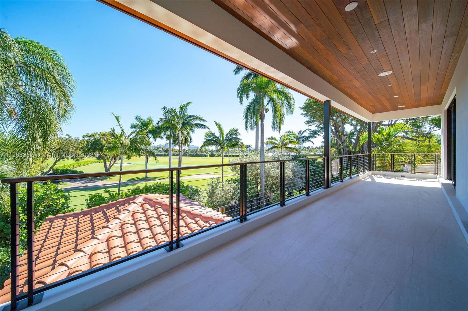 LA GORCE GOLF SUB - Residential