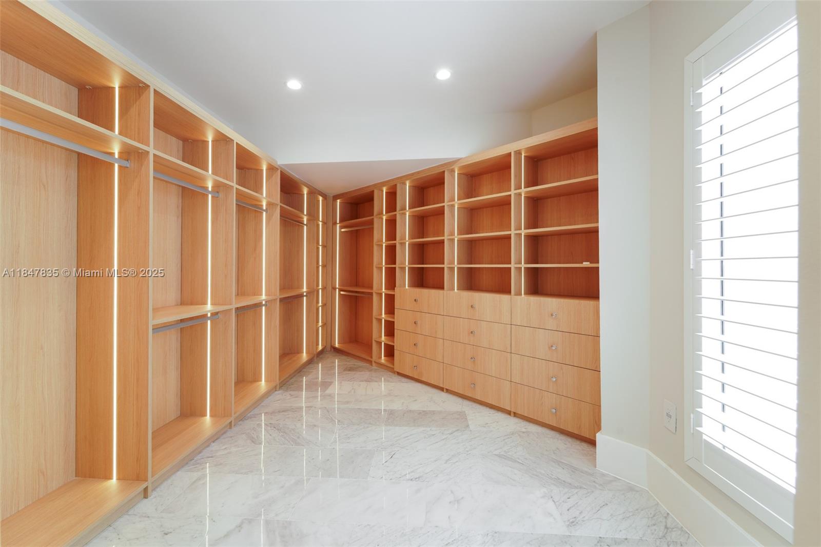 OAK HAVEN SEC 2 - Residential