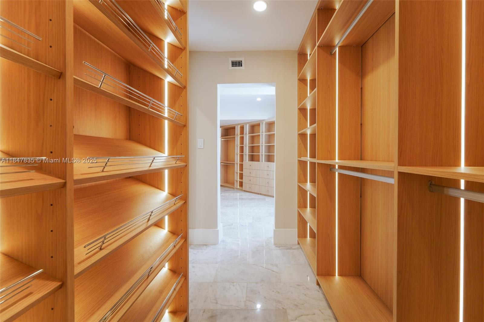 OAK HAVEN SEC 2 - Residential