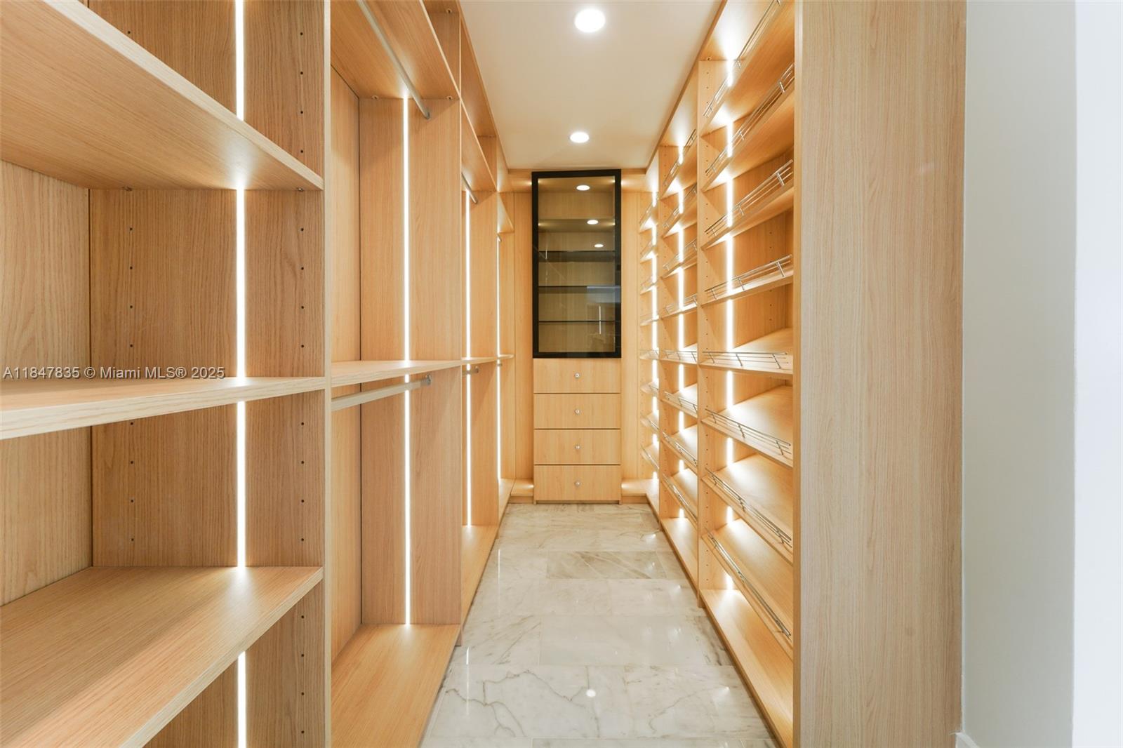 OAK HAVEN SEC 2 - Residential