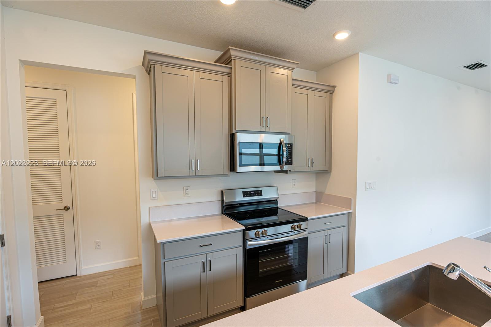 SEAGROVE PUD - Residential