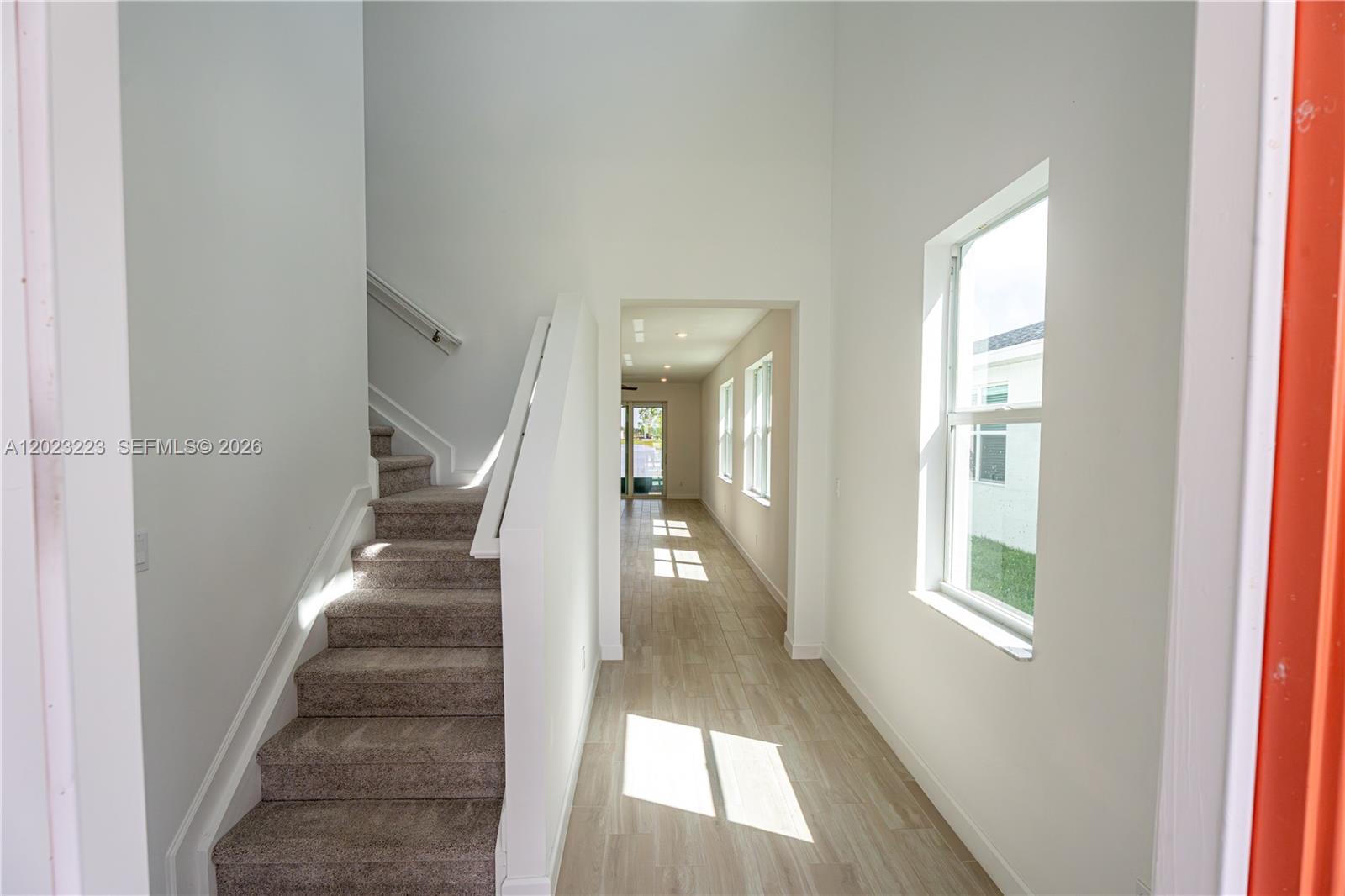 3506 Harborside Ave, Fort Pierce, FL, 34946/$410,000 1 3506 Harborside Ave