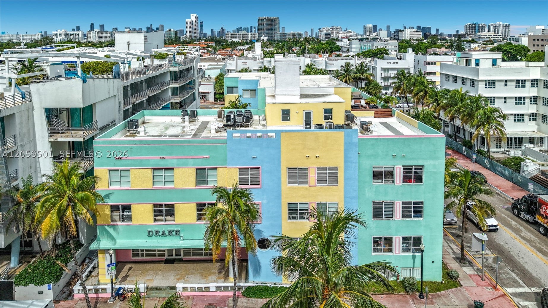 1460 Ocean Dr 404