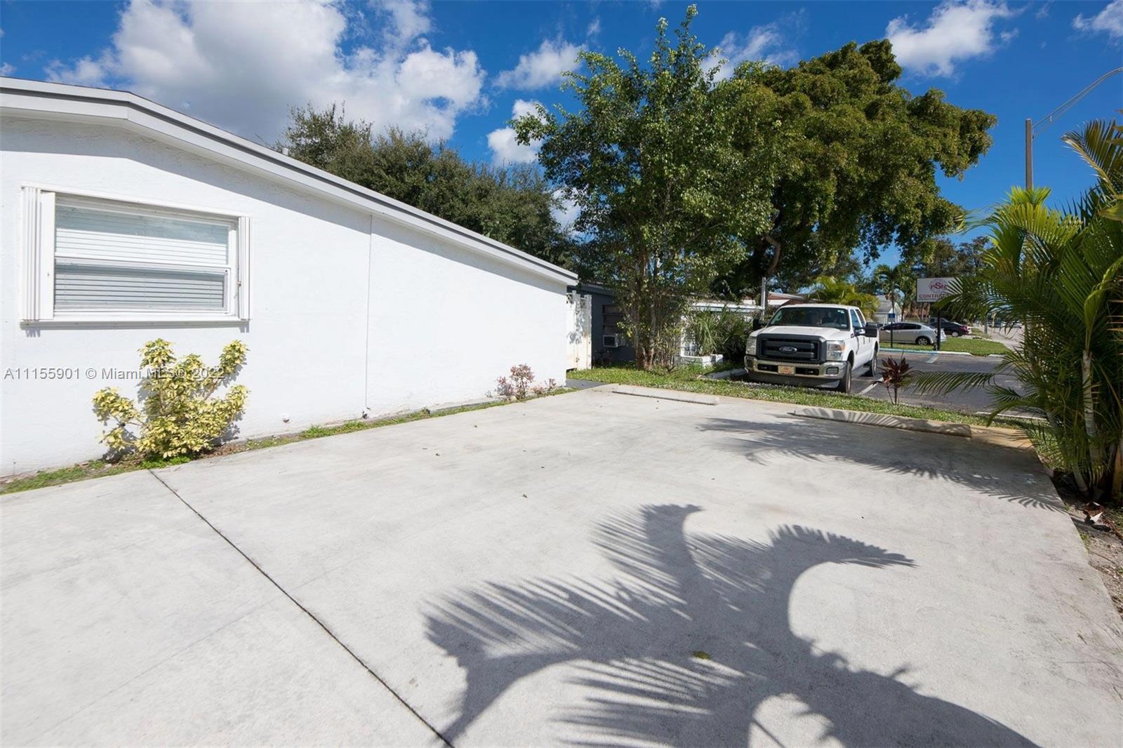 HERITAGE HOMES FIRST ADD - Residential Lease