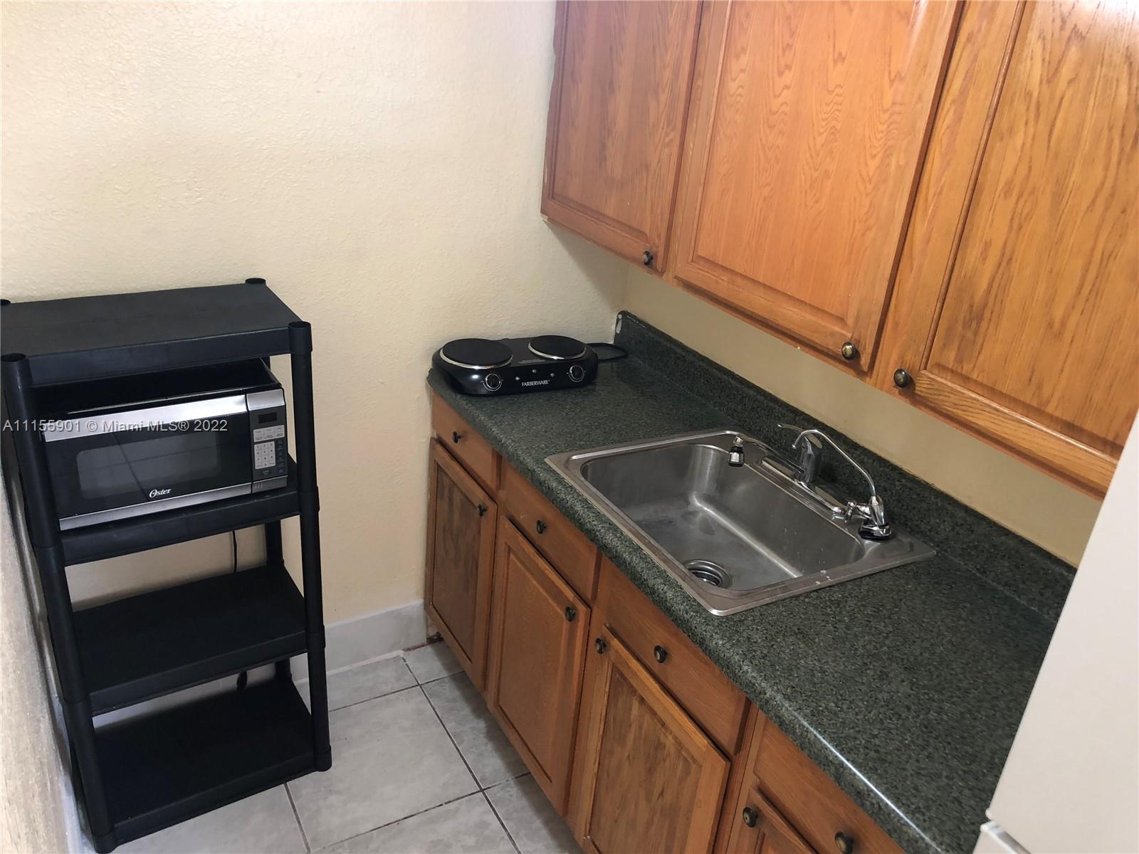 HERITAGE HOMES FIRST ADD - Residential Lease