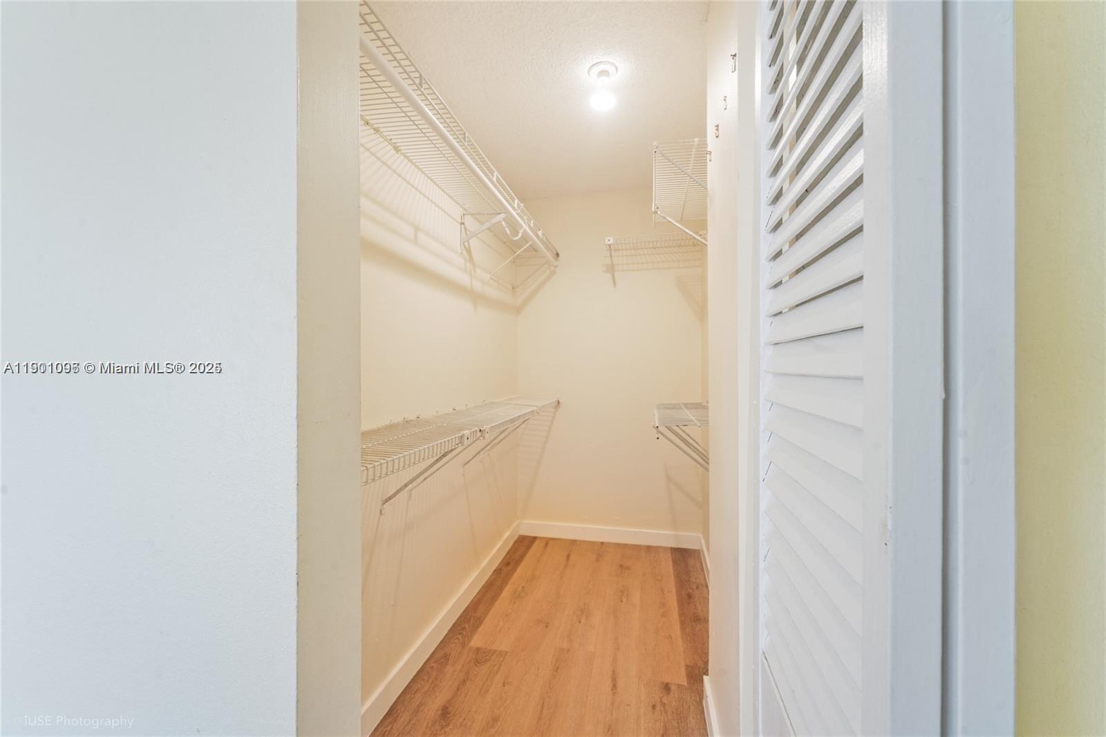 SUNSET VILLAS NO 3 CONDO - Residential Lease