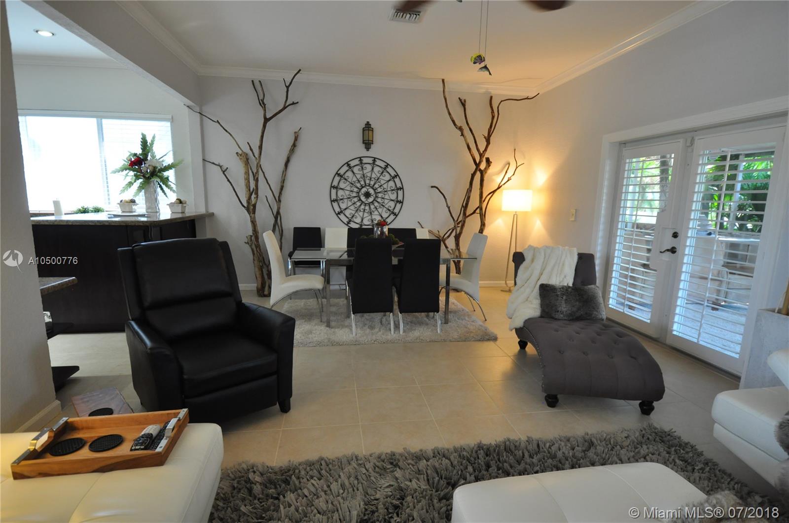 HOLLYWOOD LAKES SEC - Residential Lease